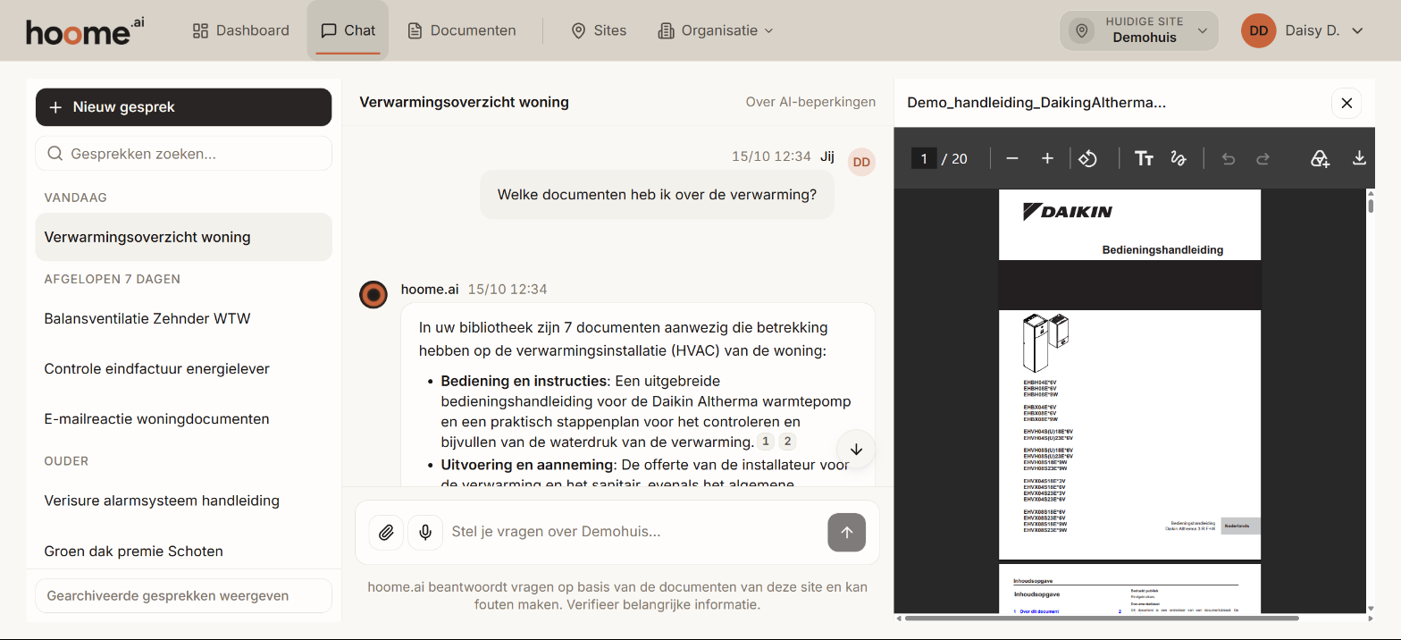 Een PDF geopend in het bronvenster naast de chat